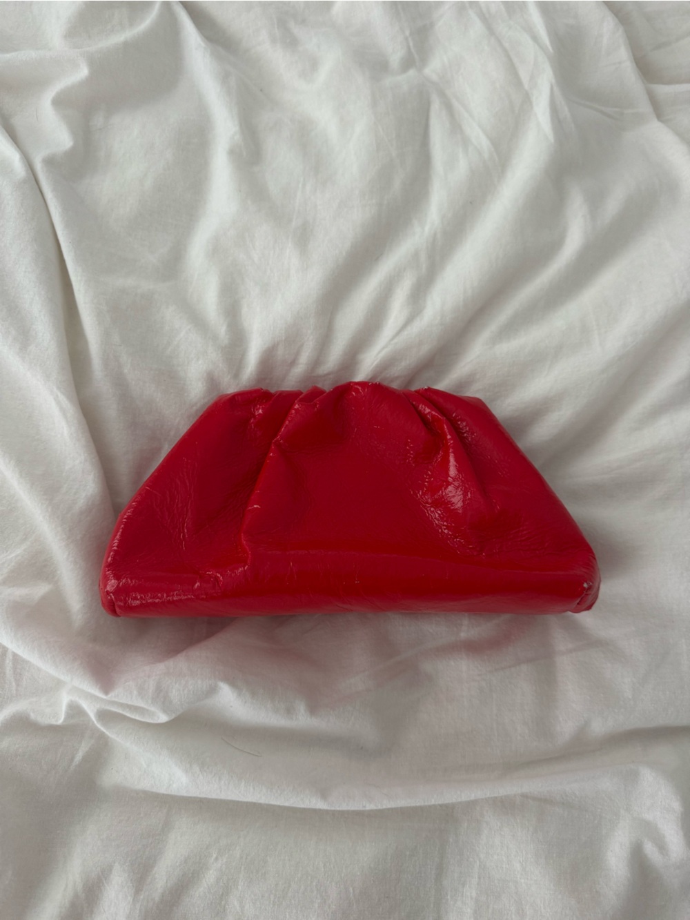 Red Women's Clutch Bag - shiny red Anthropologie